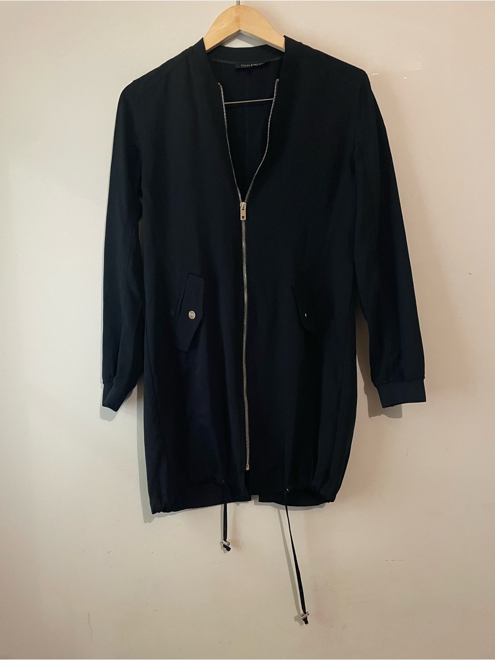 Dynamite | Black Light Weight Coat